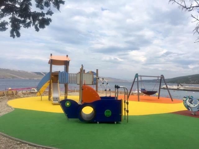 Amz Ap3 Appartamento Jadranovo Esterno foto